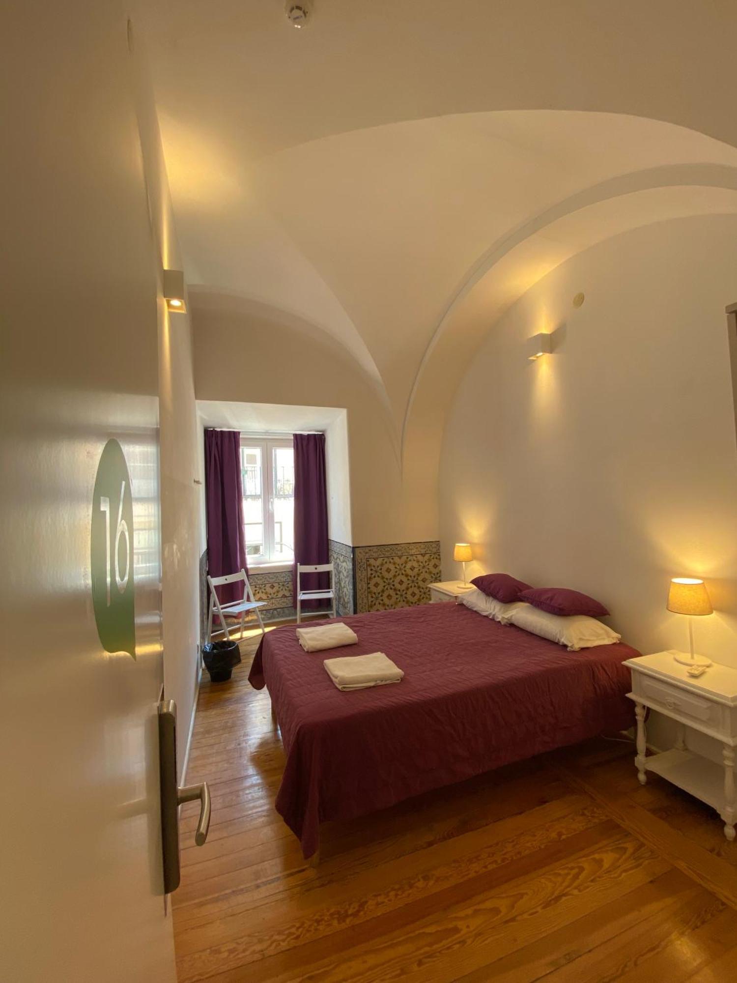 Lost Inn Lisbon Hostel Экстерьер фото